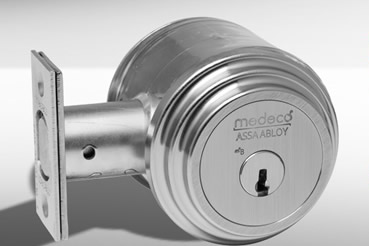 Medeko Residential deabolt installation by Gainesville master locksmith